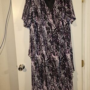 Layered V-Neck Midi Dress in Purple Animal Print